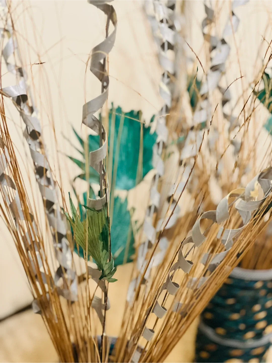 Pair of Artificial flowers image indicator(2)