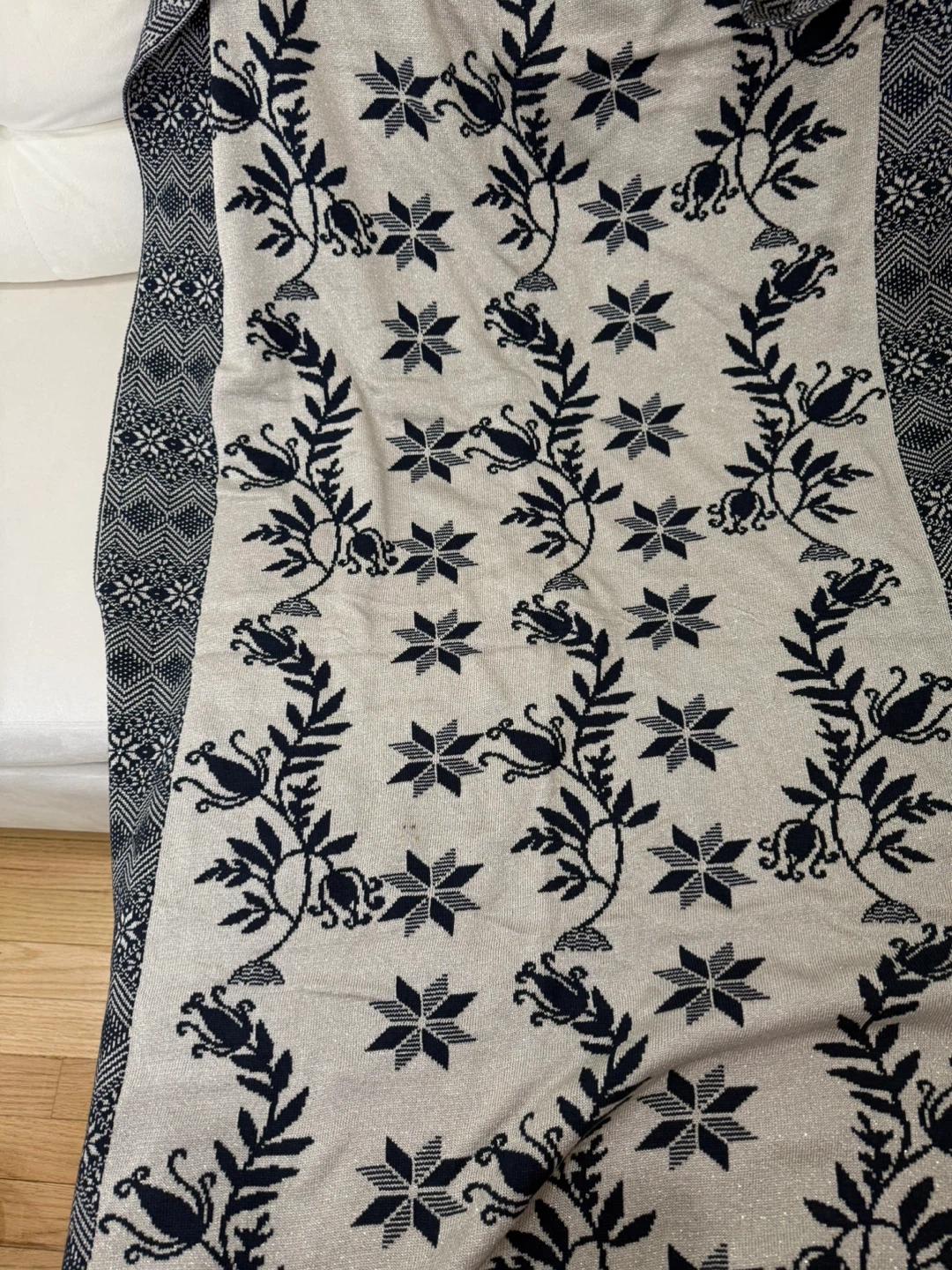 Floral Pattern shawl - photo 3