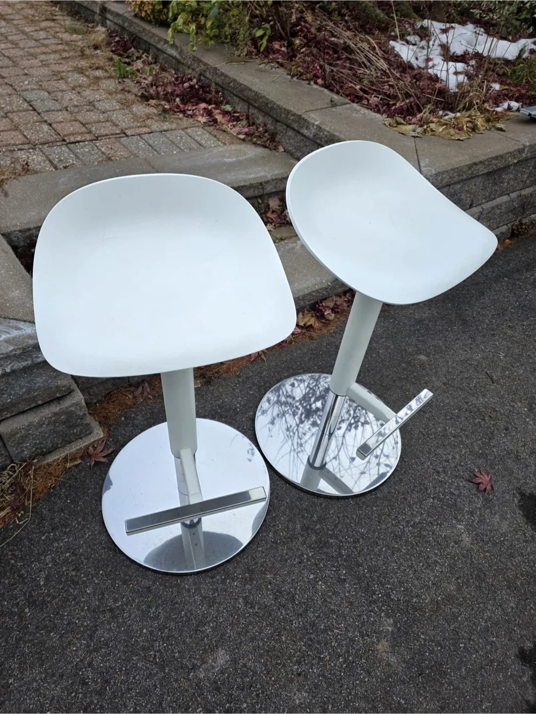 Ikea Two White Adjustable Bar Stools image indicator(2)
