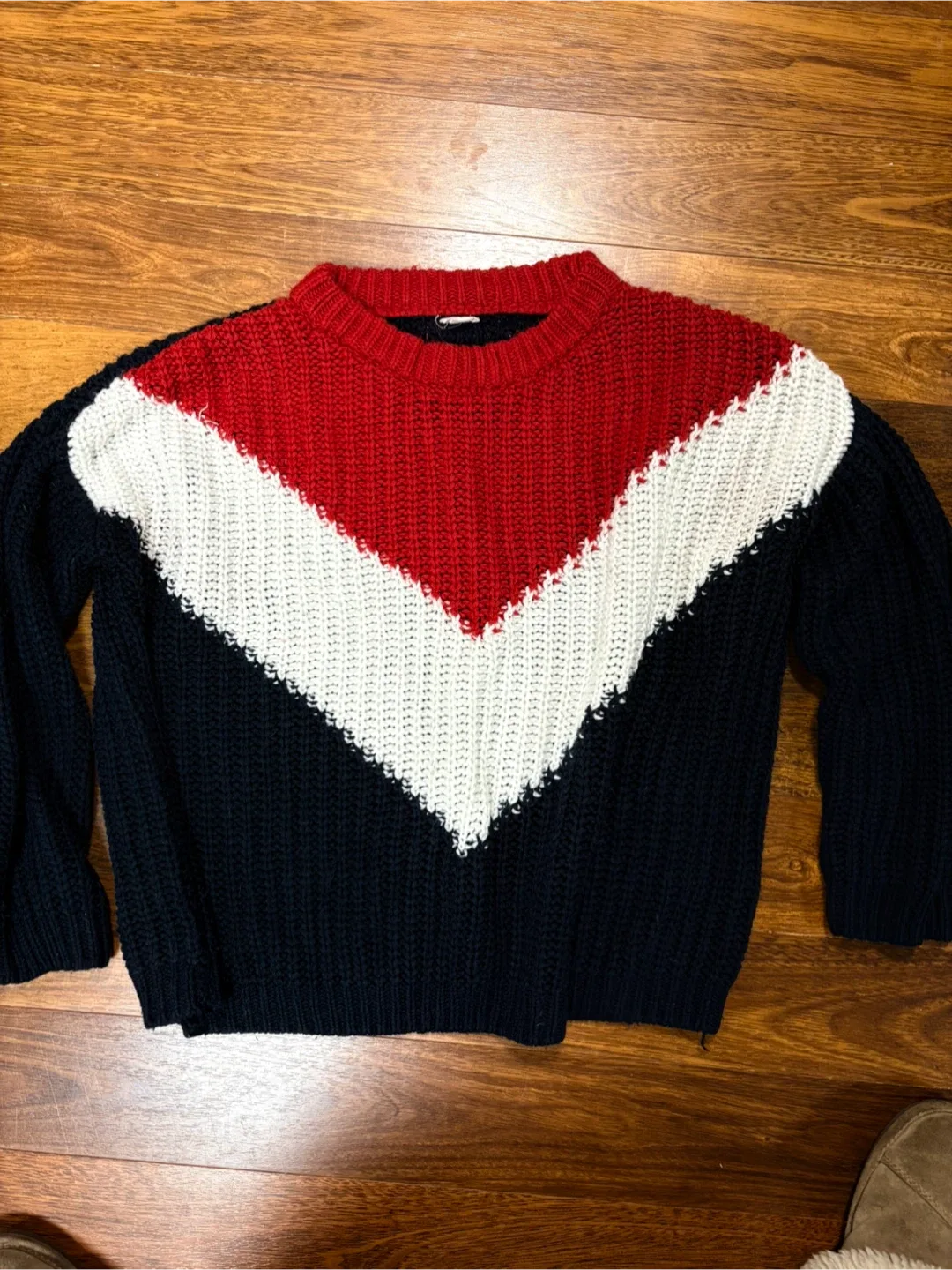 GARAGE SWEATER