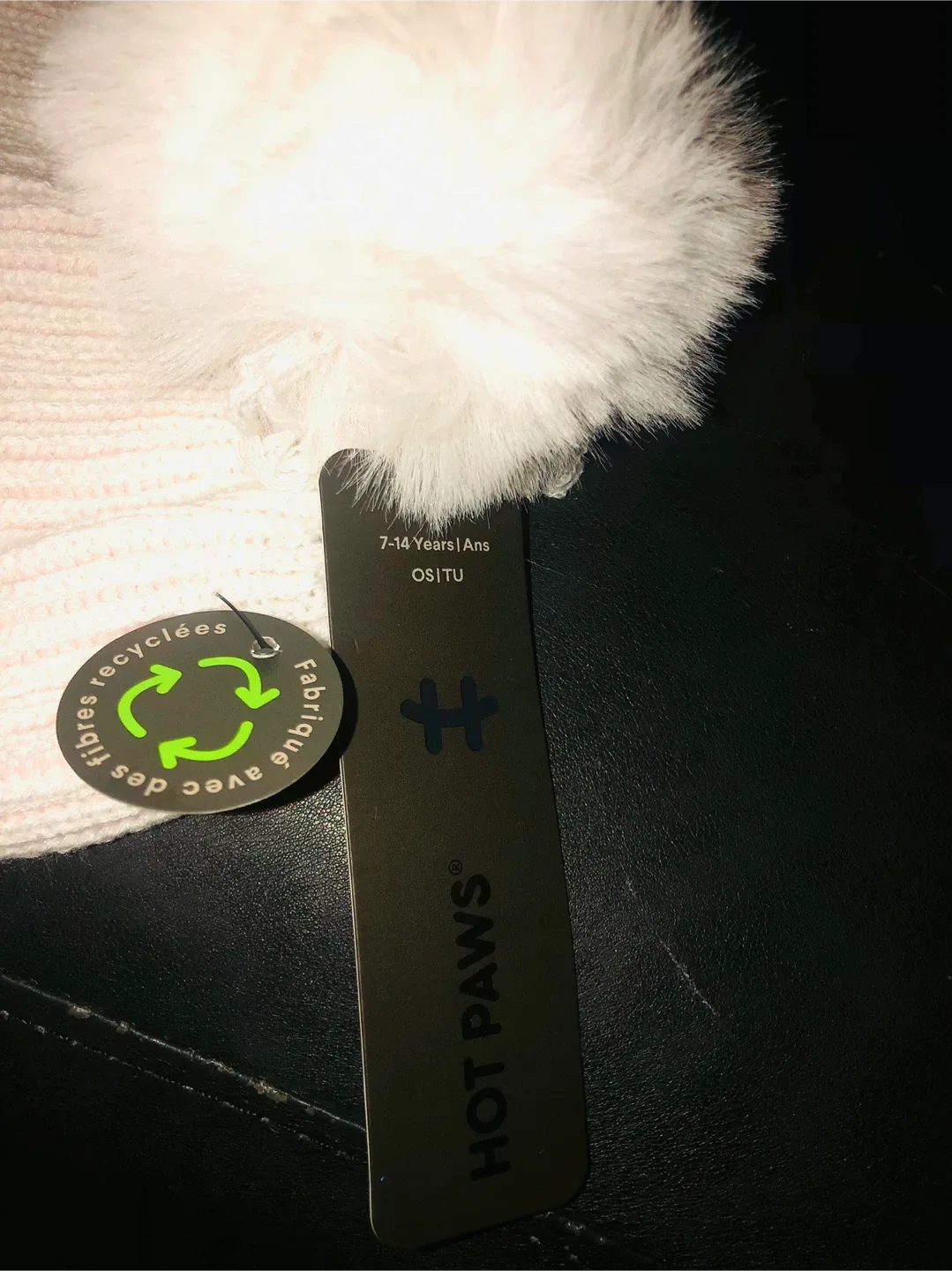 NEW Hot Paws Pink & White Toque (7-14 Years) - New! image indicator(2)