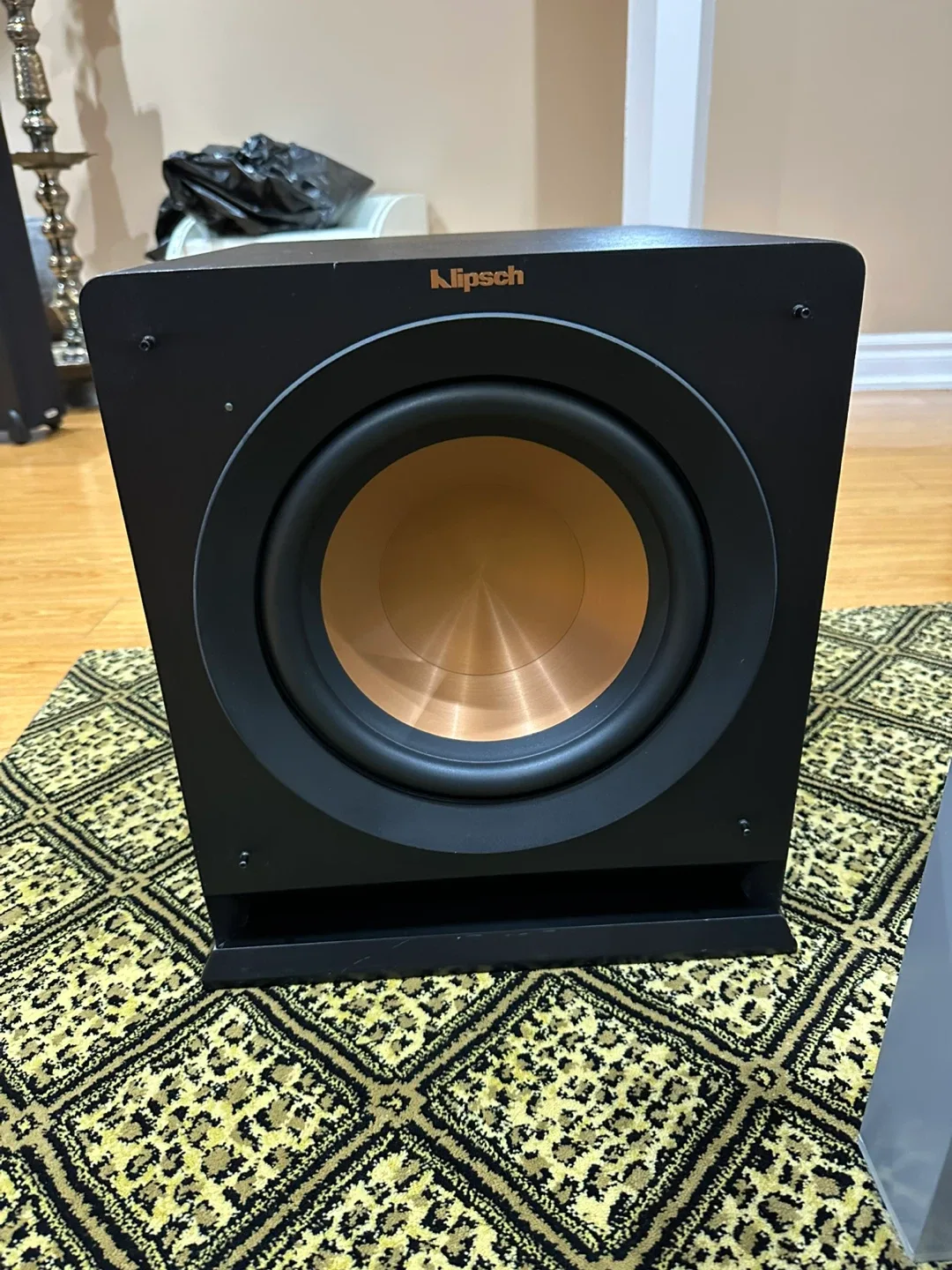Klipsch R-110SW Subwoofer