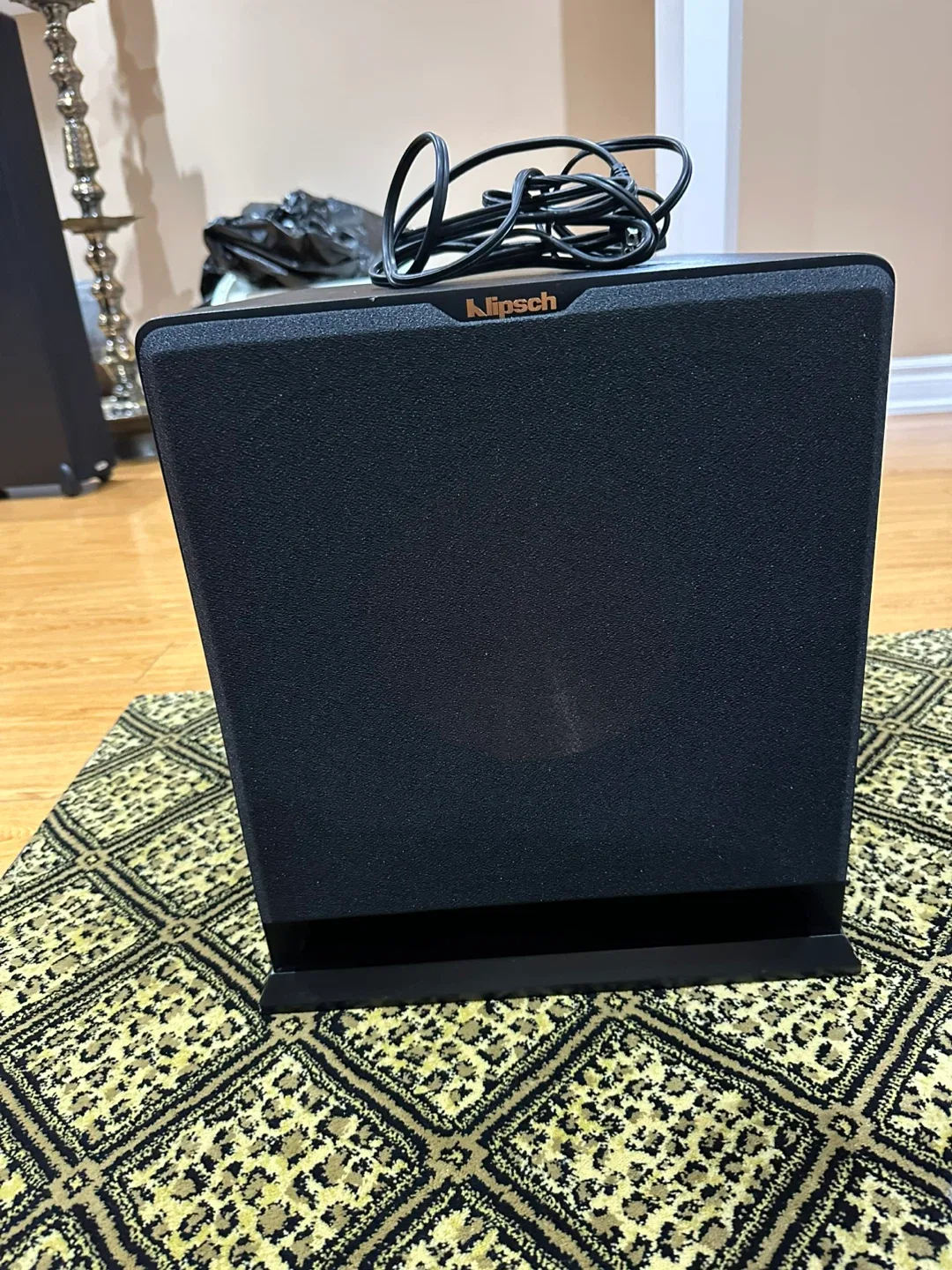 Klipsch R-110SW Subwoofer image indicator(9)