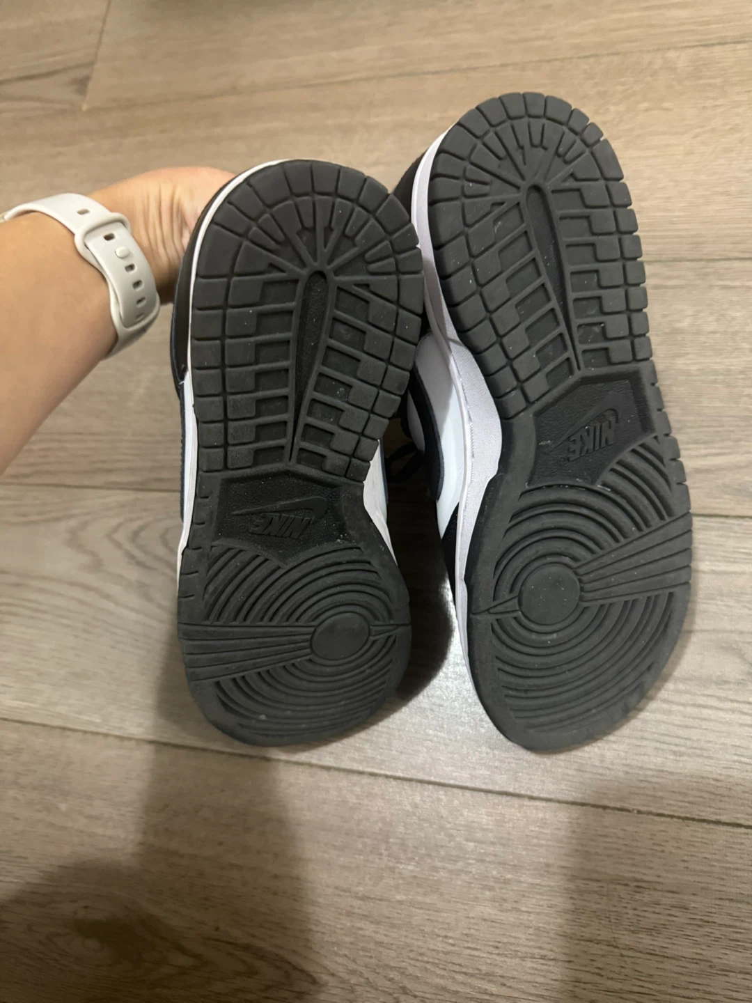 Nike Dunk Low Panda - US 7.5 - photo 2