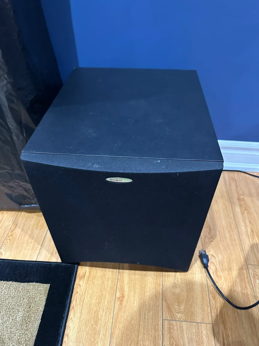 Velodyne CHT Series Subwoofer image indicator(2)