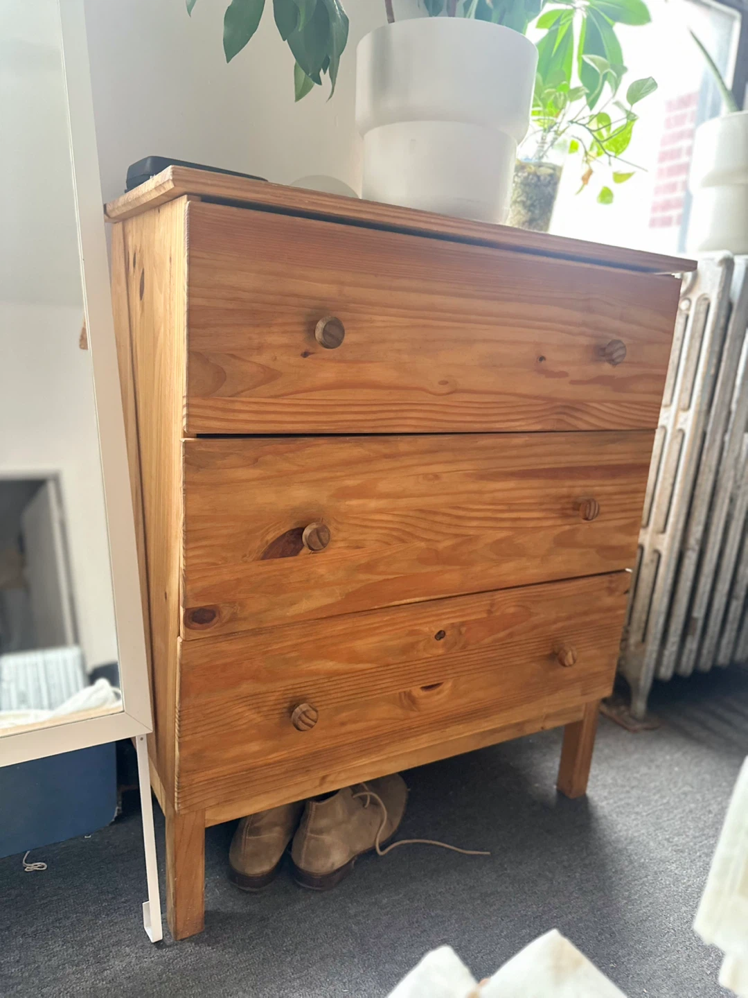 Wooden 3-Drawer Dresser - photo 2