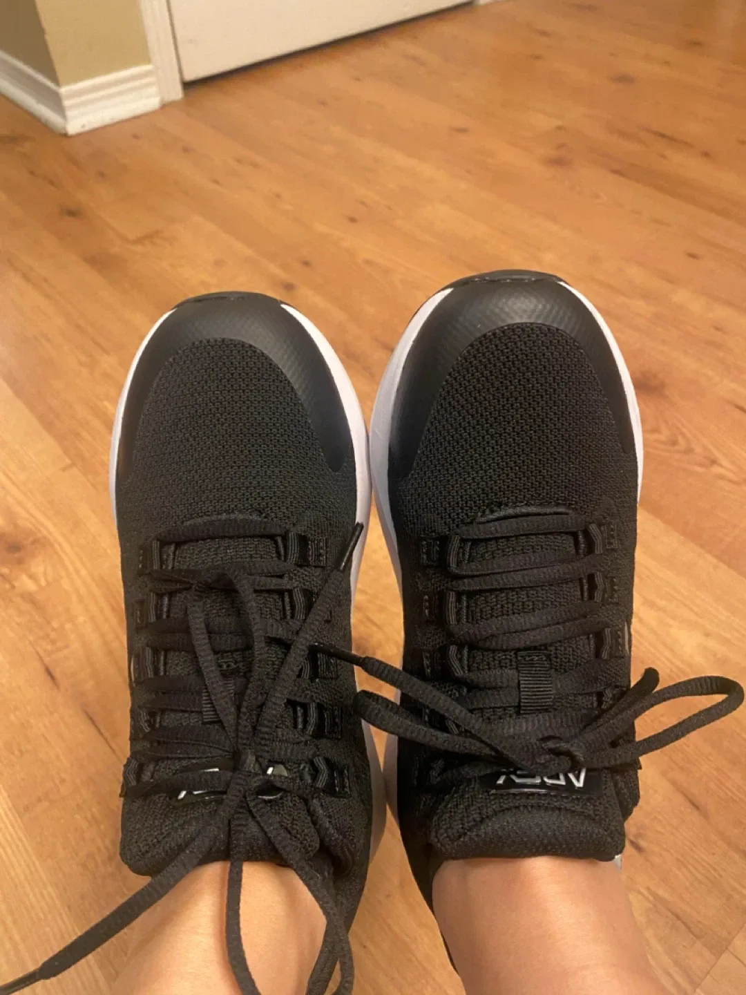 Apex Black Running Shoes image indicator(3)