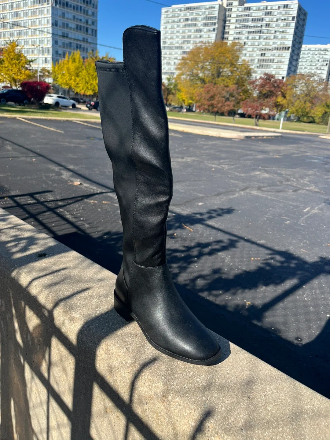 Kohl's Black Knee High Boots - Size 7.5