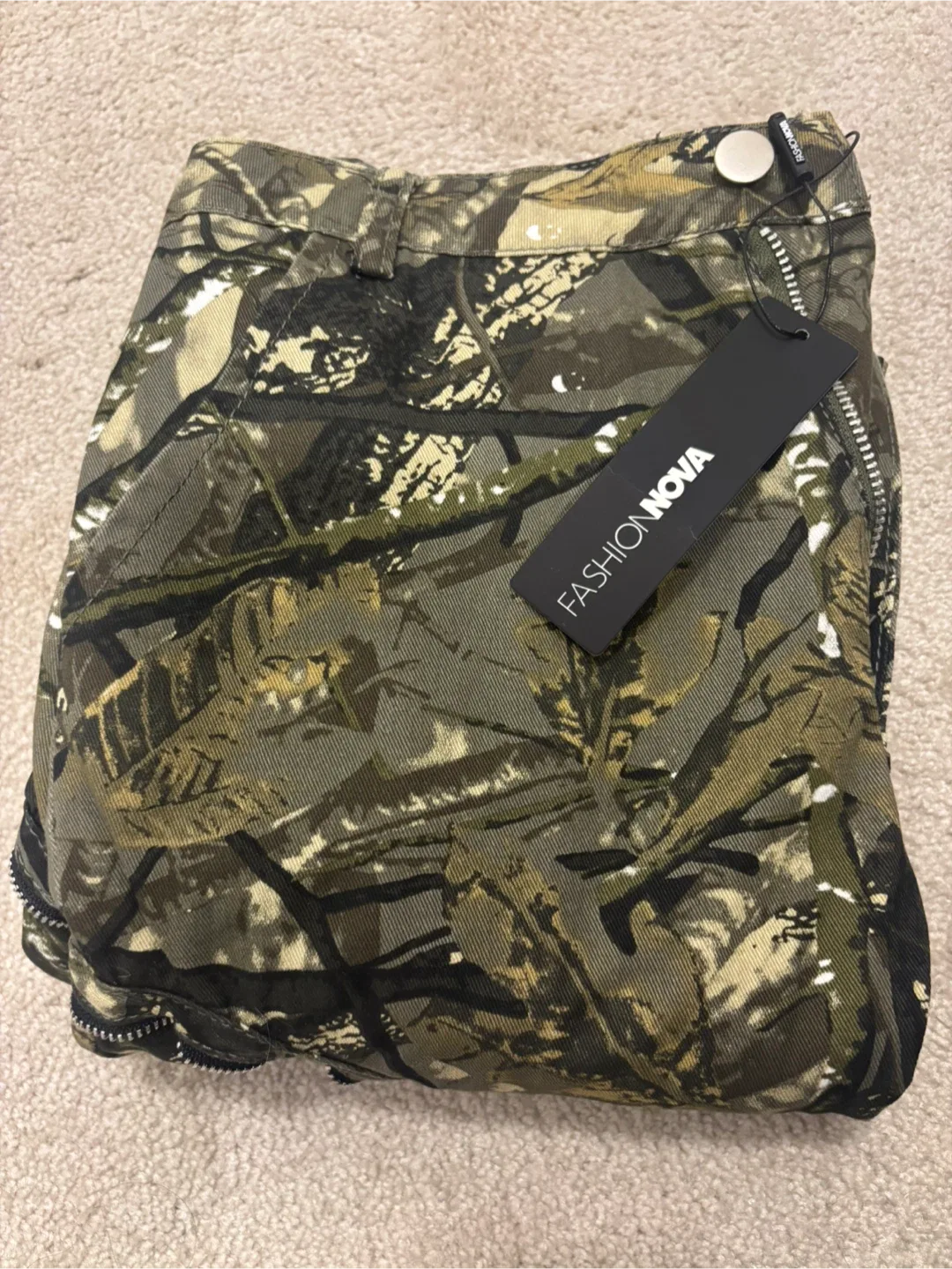 Fashion nova camo pants image indicator(2)