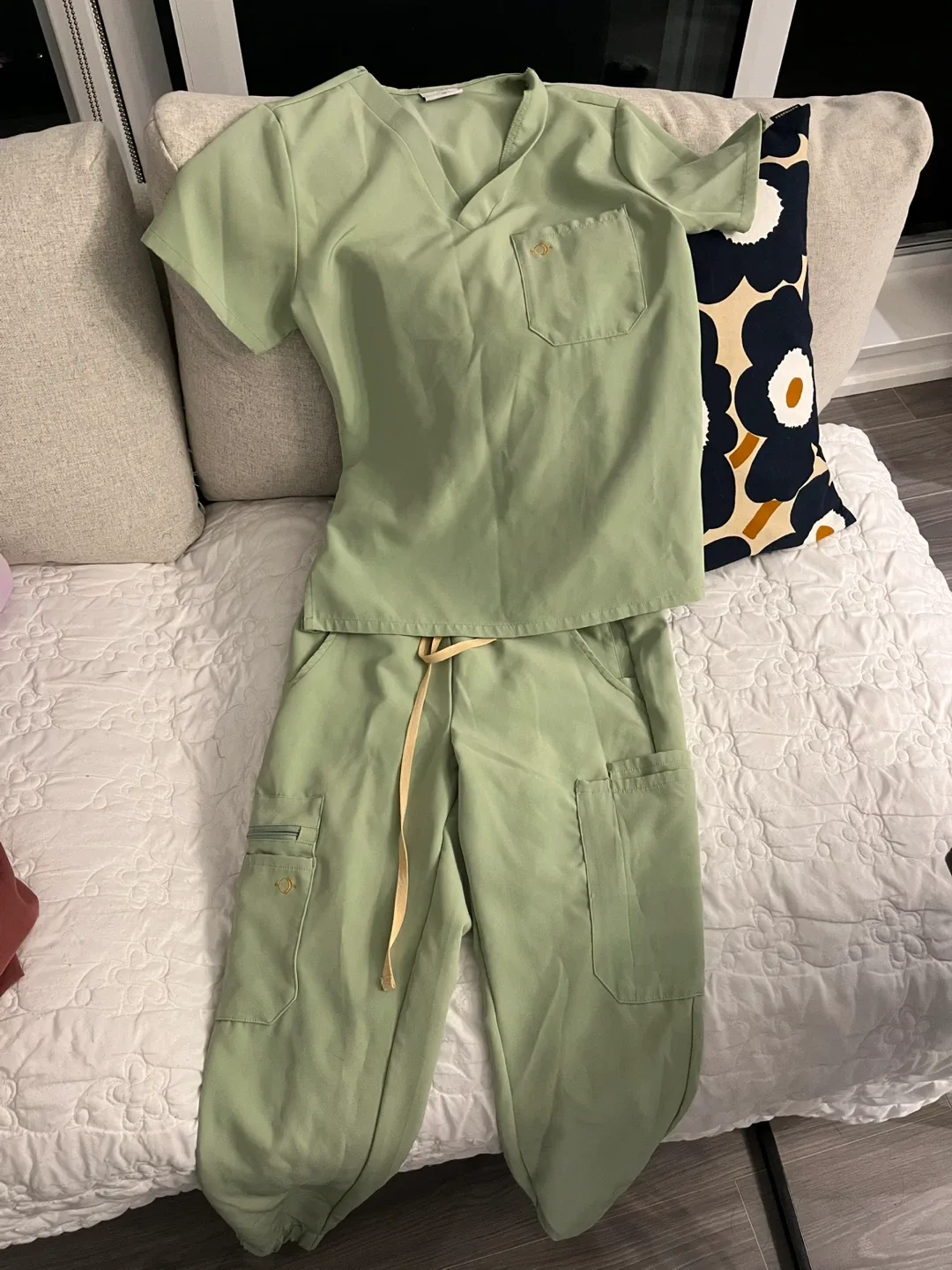 Figs and Luuna Scrub Sets!