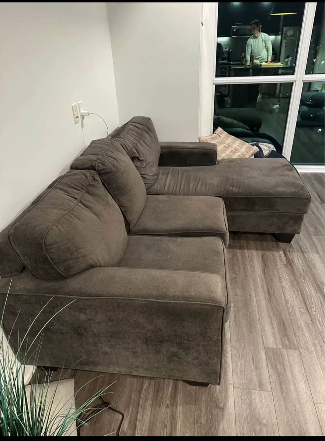 L SHAPED SOFA FOR SALE (PICK UP ONLY) image indicator(2)