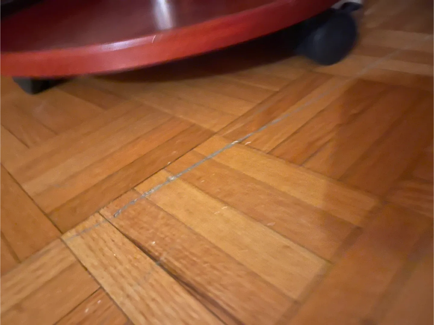 Glass Top Accent Table image indicator(6)