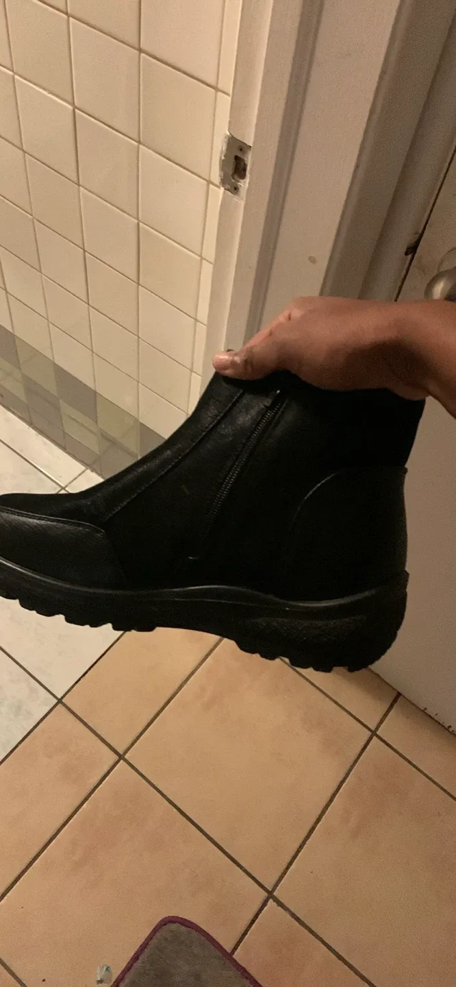 Kozi Black Boots - Size 10 image indicator(2)