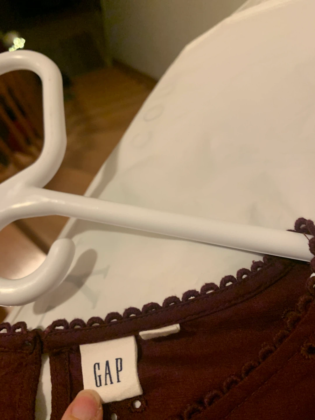GAP Burgundy Eyelet Blouse - Size SP - photo 2