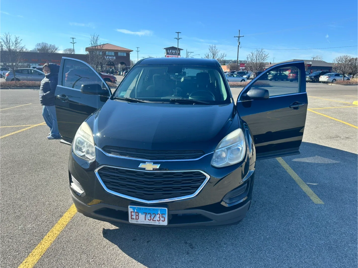Black Chevrolet Equinox 2016- 112325 miles