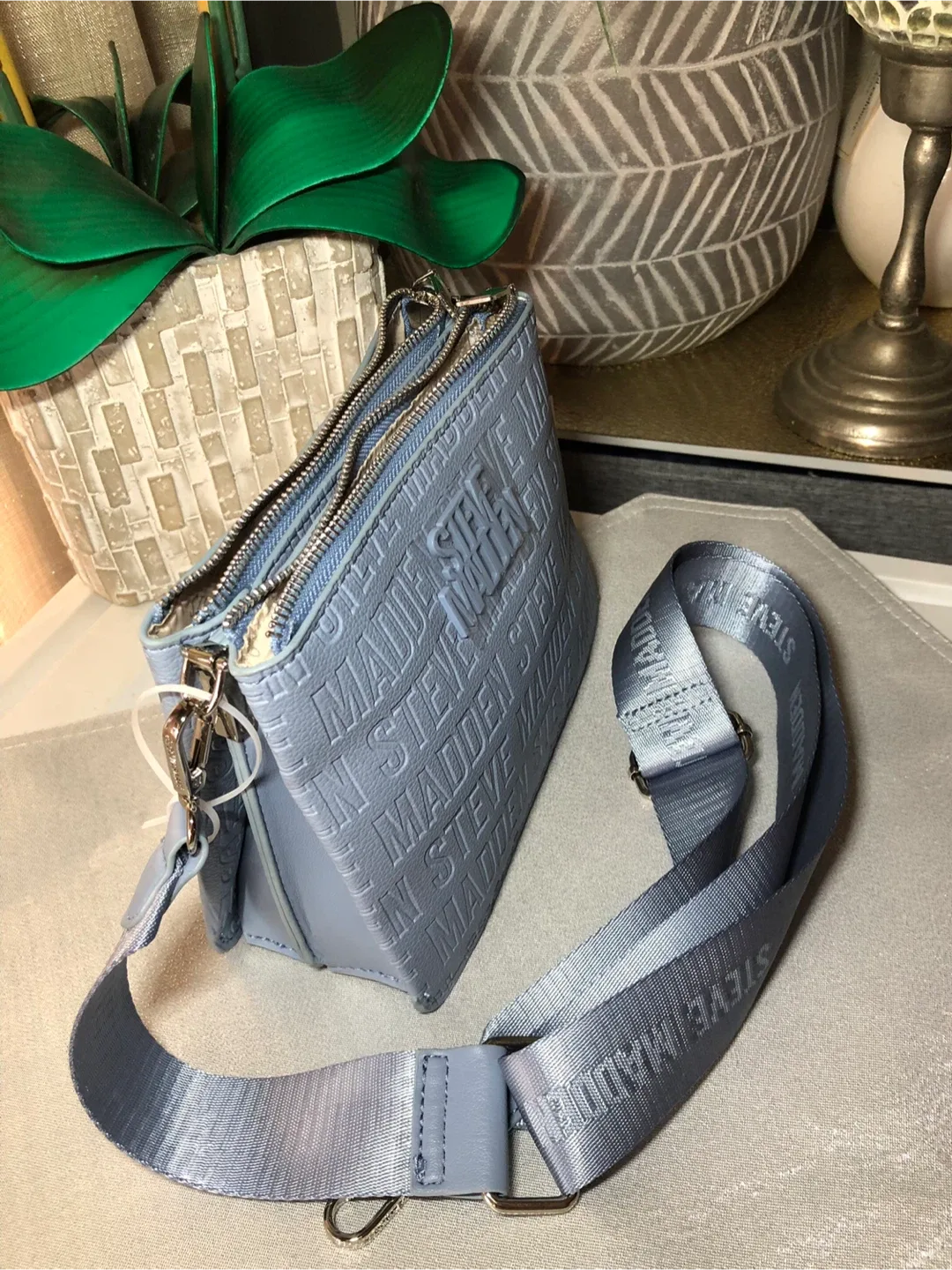 Steve Madden Crossbody Bag - New image indicator(6)