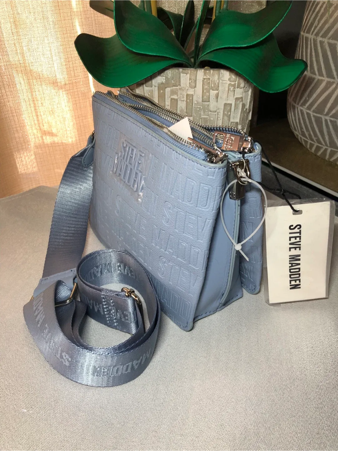 Steve Madden Crossbody Bag - New image indicator(4)