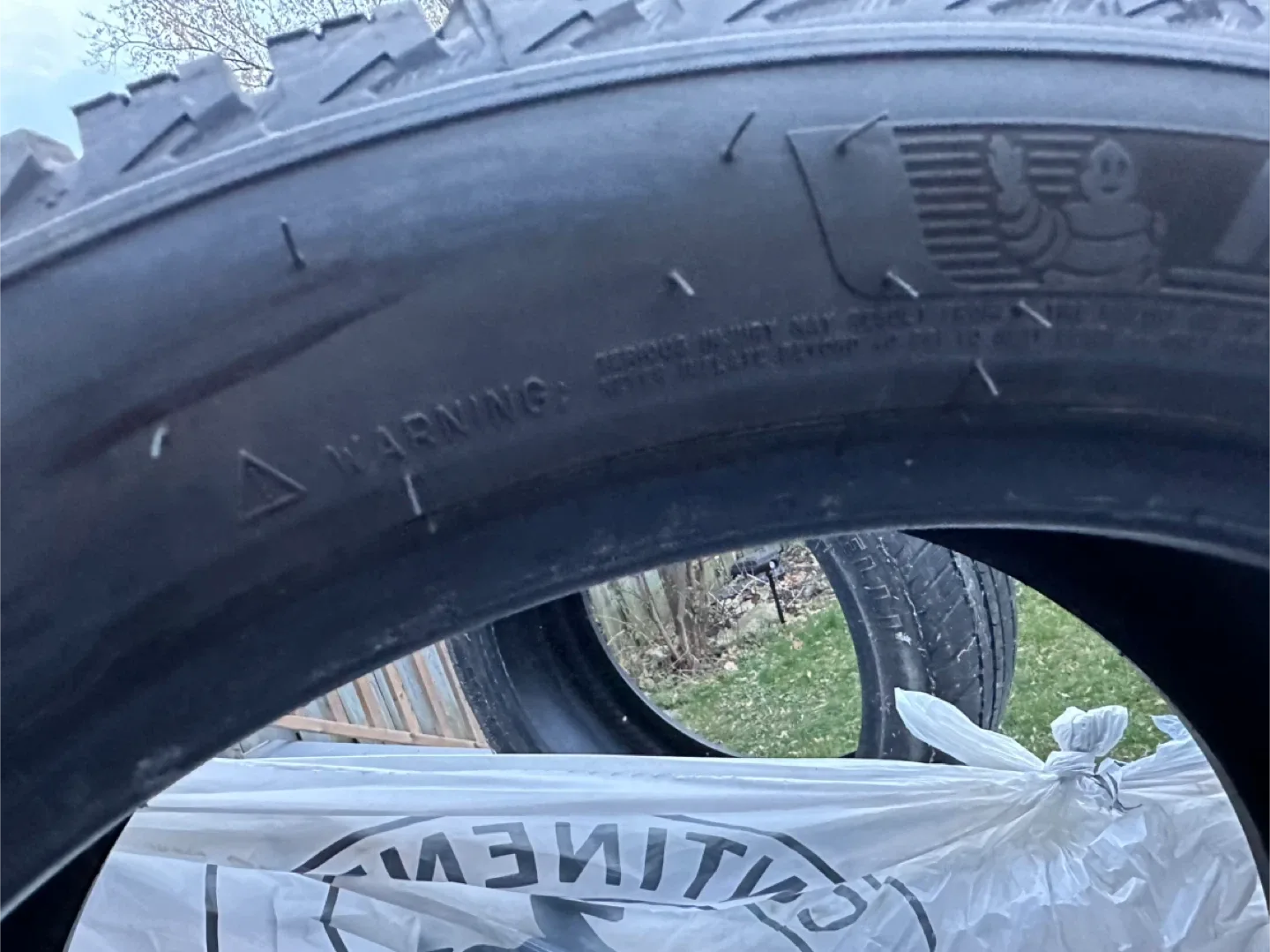 Michelin X-Ice Snow SUV Tires 235/45R20 image indicator(5)