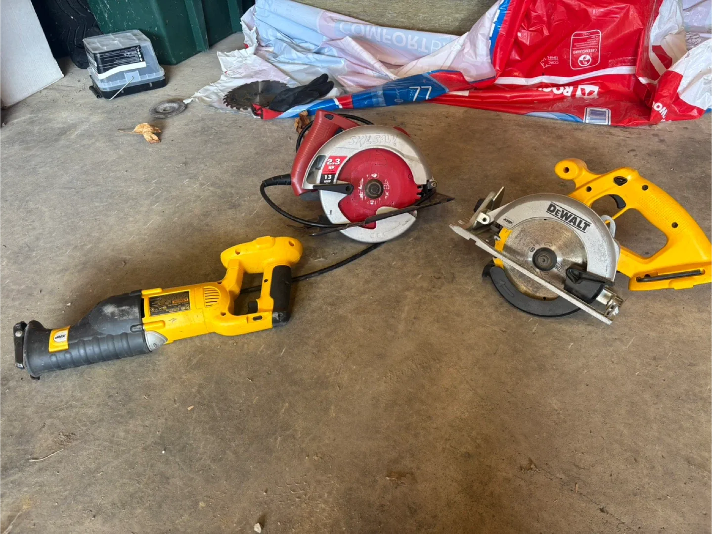 DeWalt & Skilsaw Circular Saws