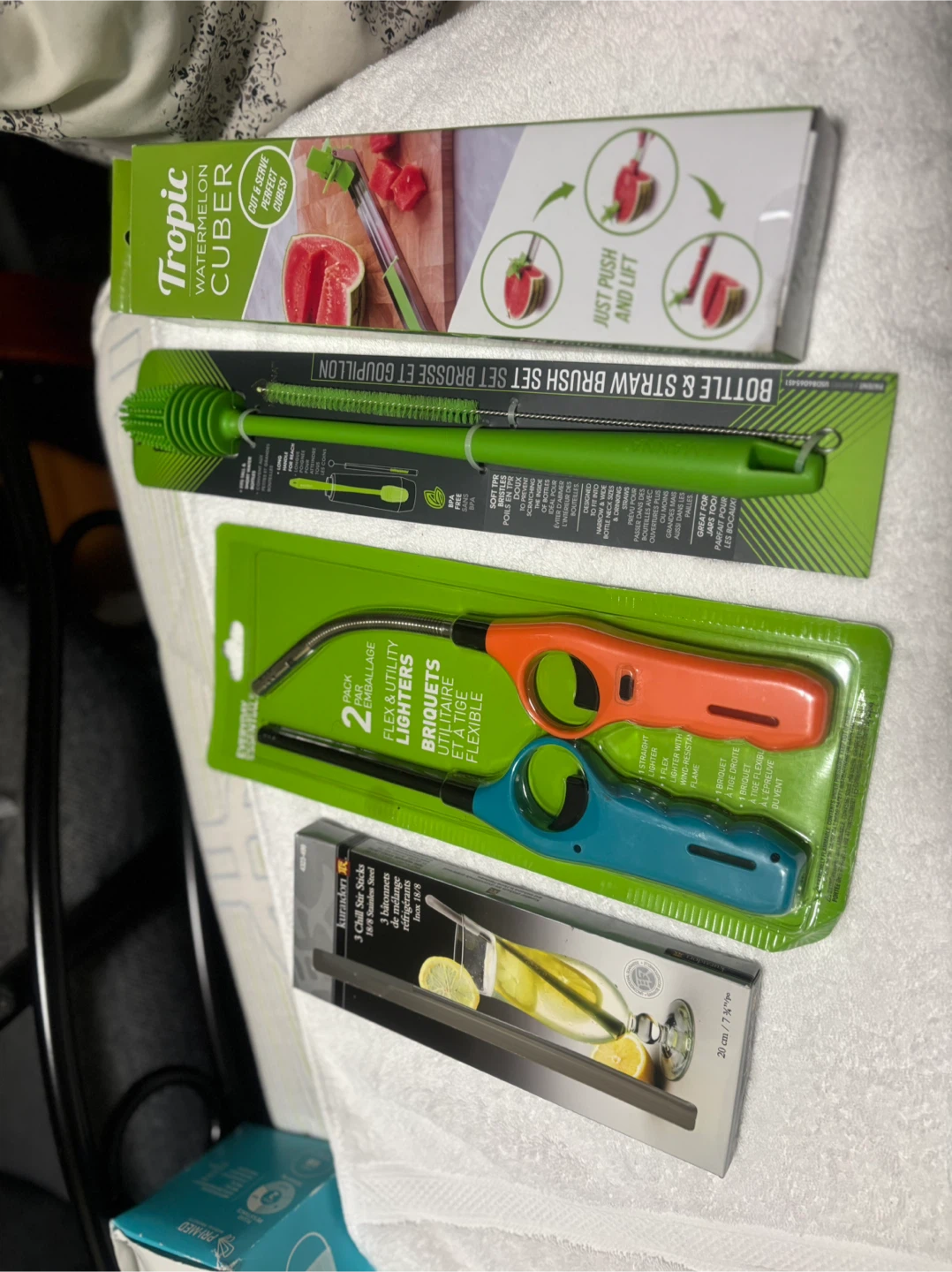 Kitchen Utensil Bundle - Watermelon Cuber, Lighters, More! - photo 4