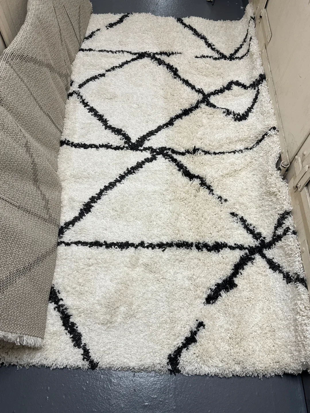 Threshold Cream/Black Geometric Shag Rug