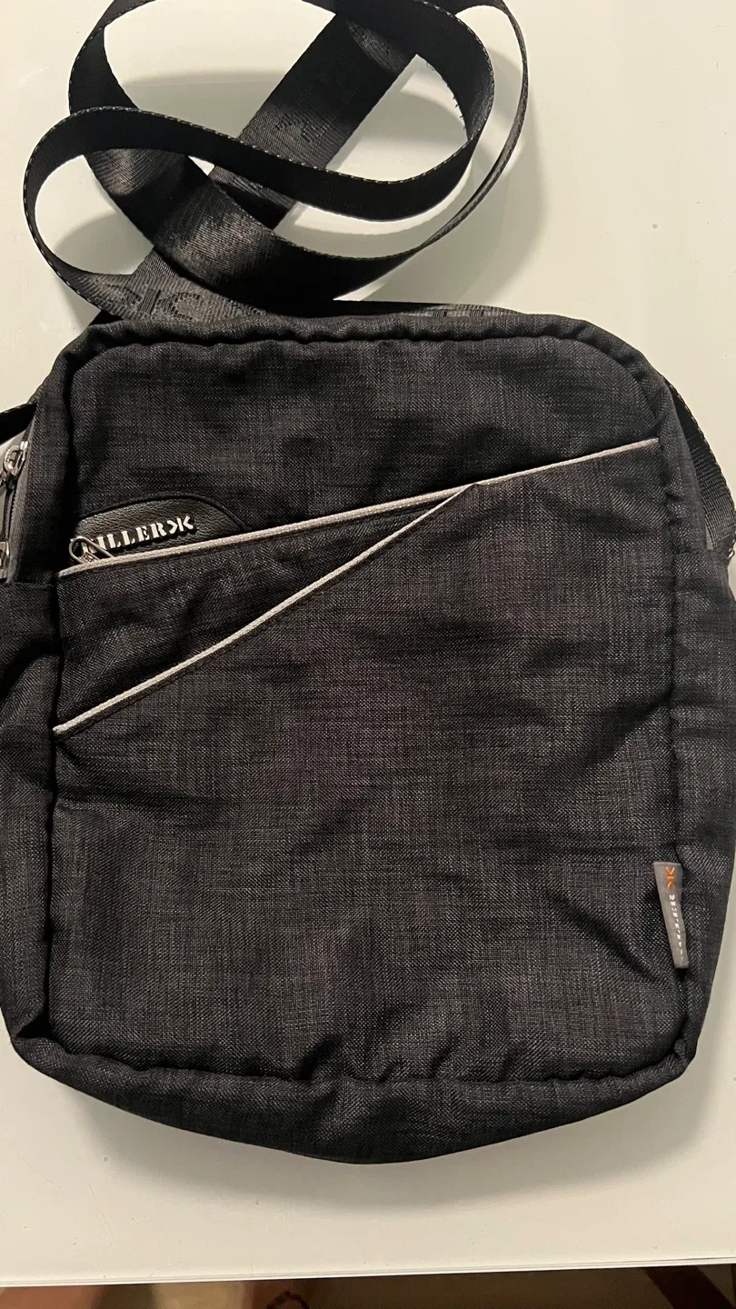 Killer Crossbody Bag - Black