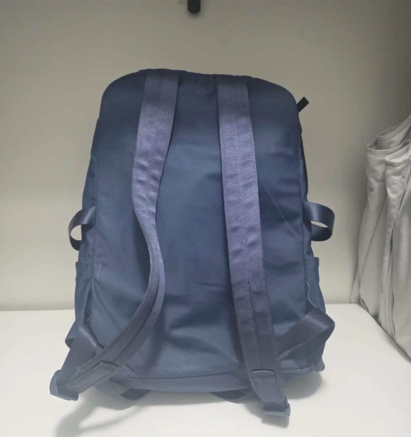 Lululemon crew backpack - Navy image indicator(3)