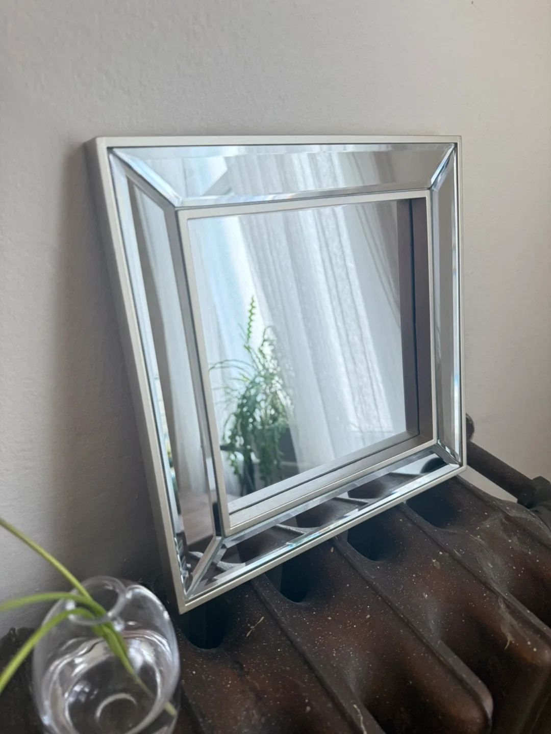 Small square mirror w/ mirrored frame image indicator(3)