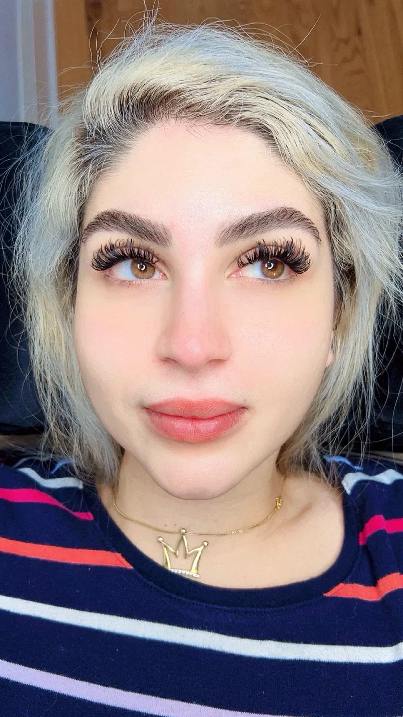 Lash Extensions - Aurora/Newmarket image indicator(2)