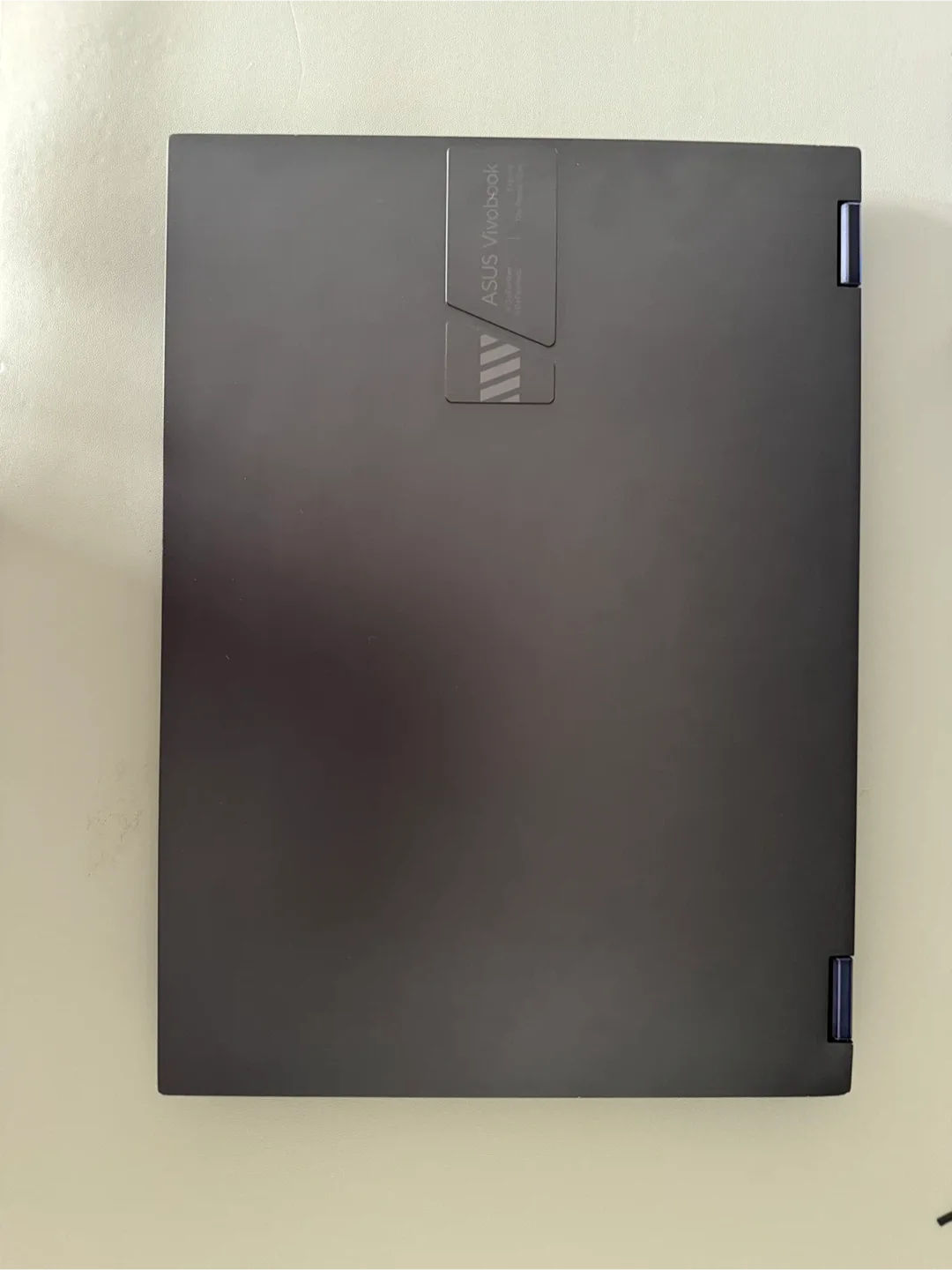 Asus Vivobook Flip Laptop image indicator(6)