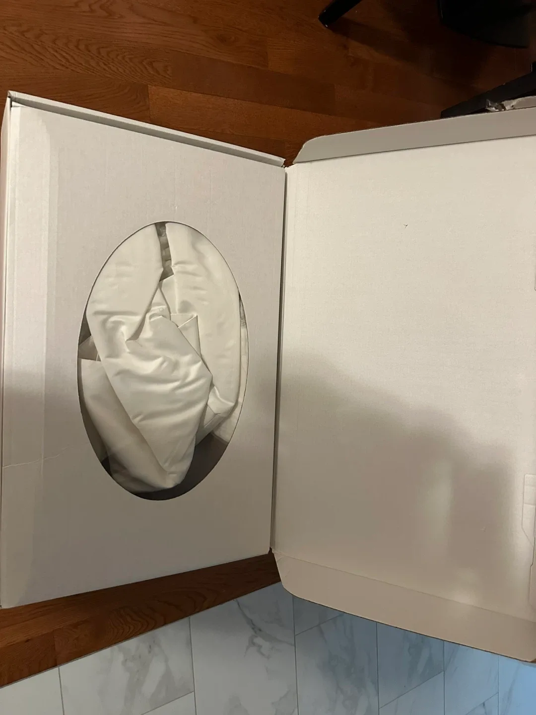 David's Bridal Ivory Wedding Dress image indicator(7)