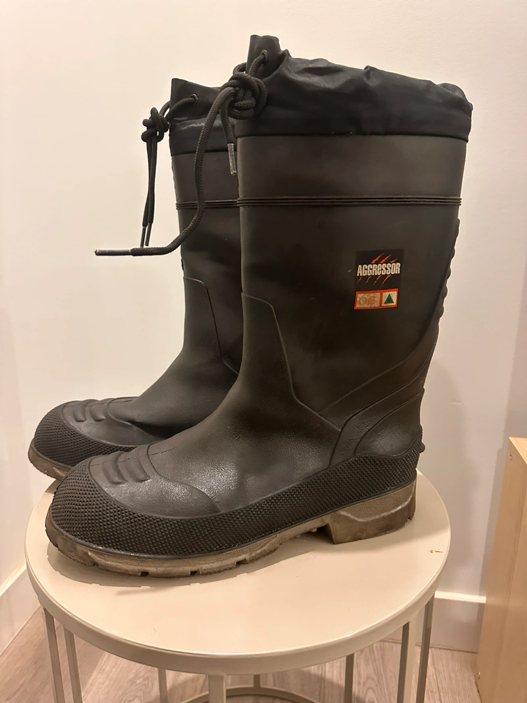 Aggressor Insulated Winter Work Boots - Size 9 - photo 2