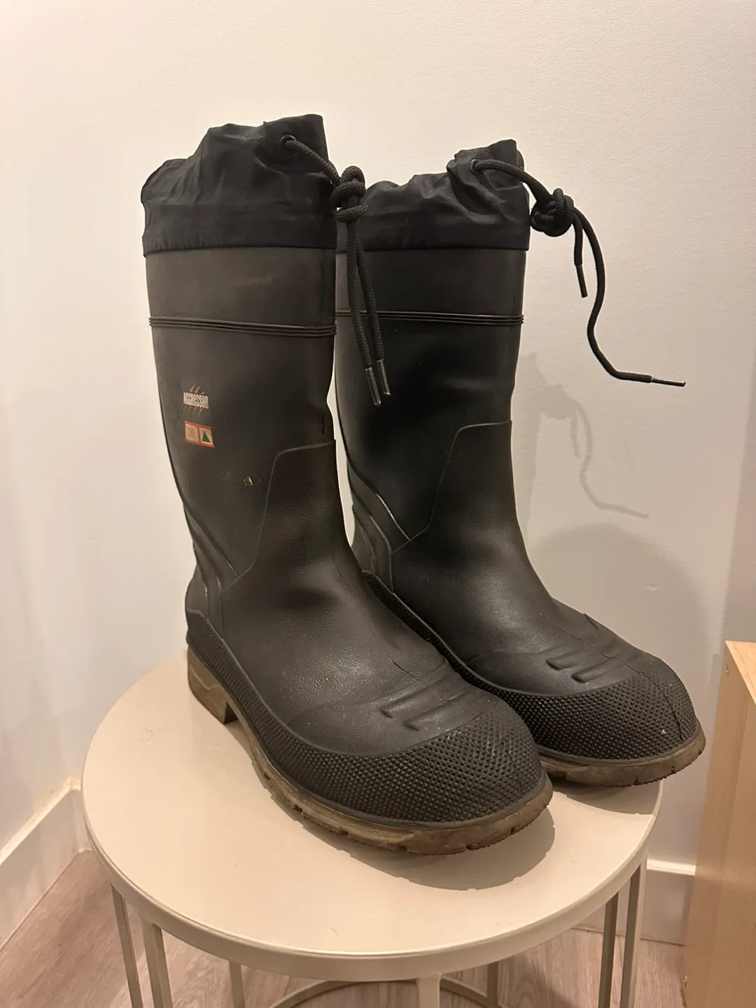 Aggressor Insulated Winter Work Boots - Size 9