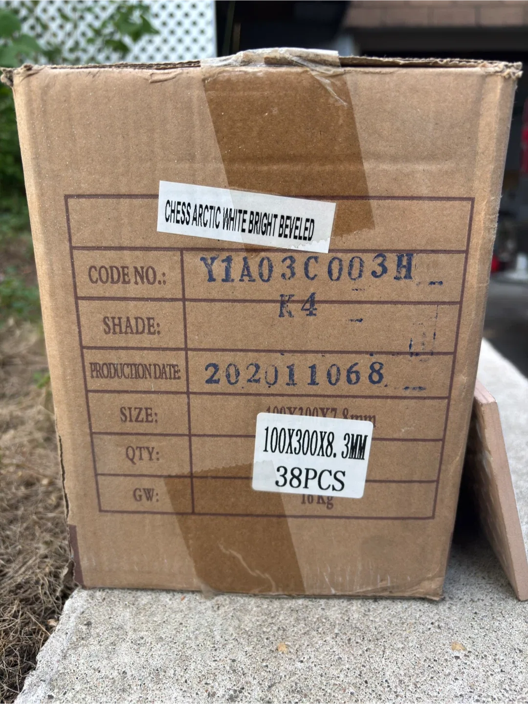 TGT White Ceramic Beveled Subway Tiles - Steal Deal! image indicator(6)