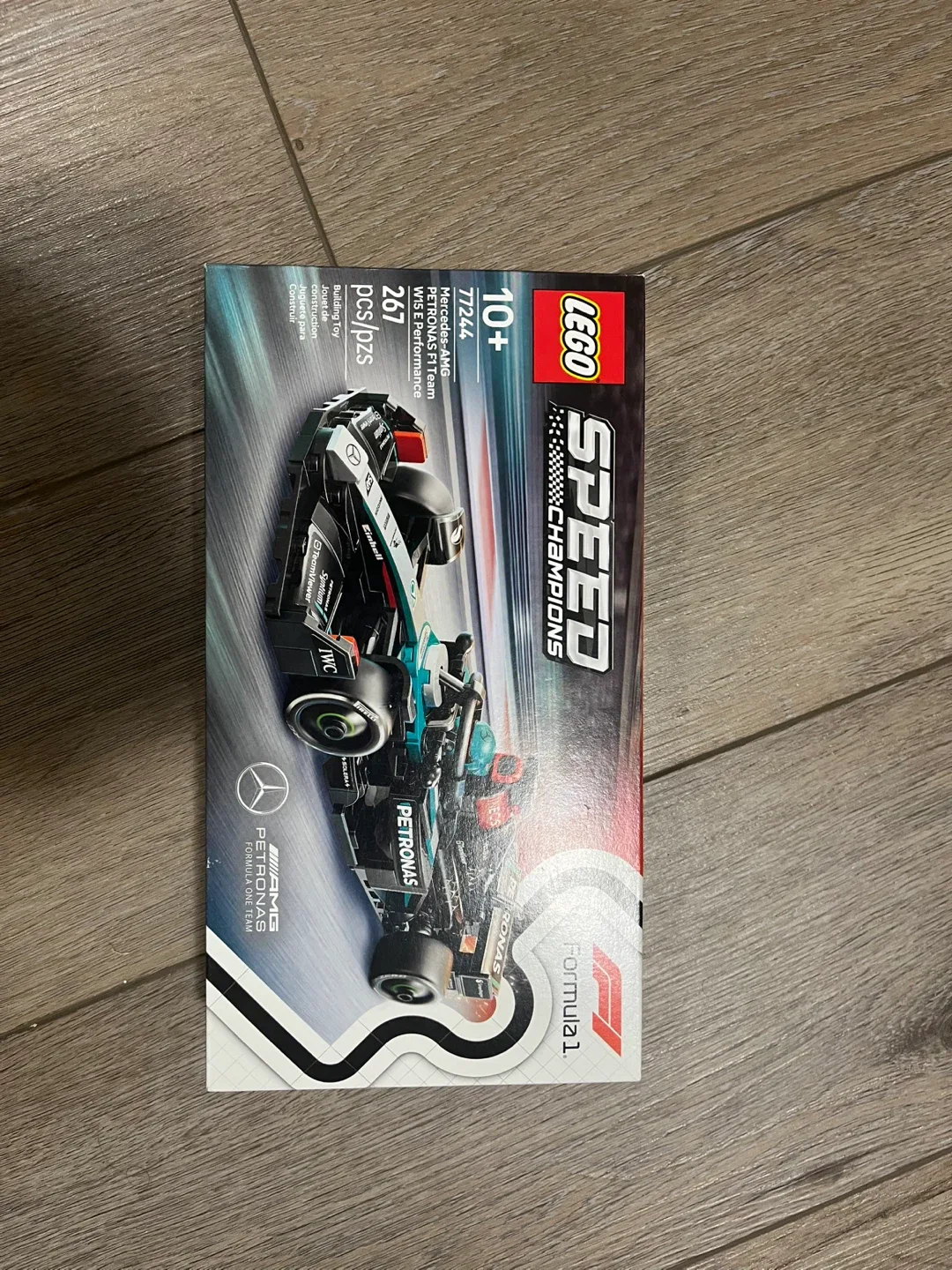 LEGO Speed Champions Mercedes-AMG F1 Team 77244 image indicator(3)