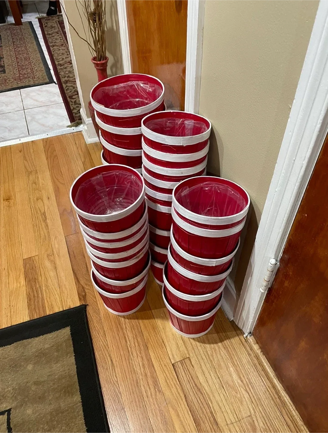 Red & White  Wood Striped Flower Pots/Basket  (Set of 12) image indicator(2)