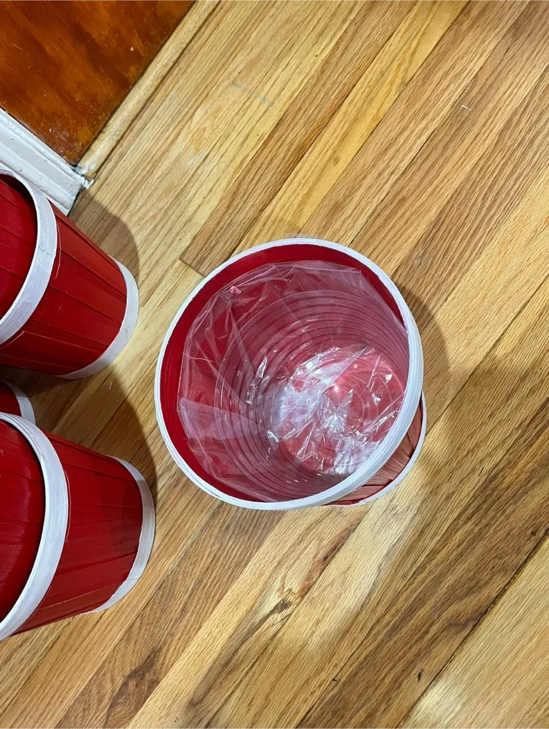 Red & White  Wood Striped Flower Pots/Basket  (Set of 12) image indicator(3)