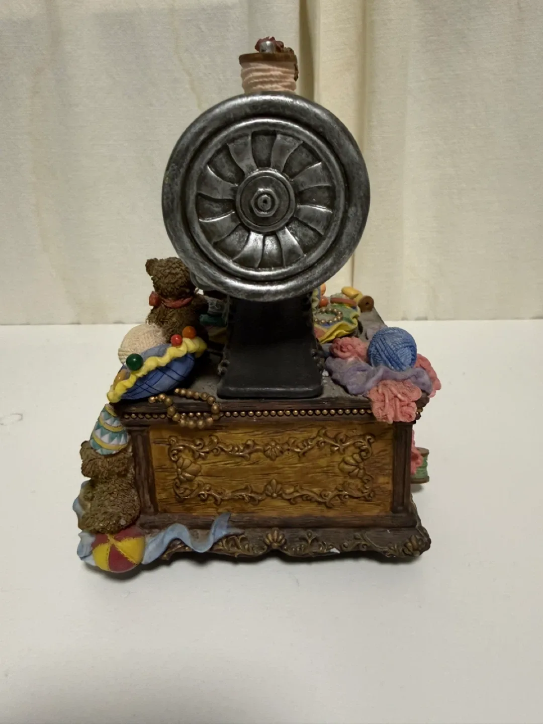 Vintage Twinkle Canada Bear Sewing Machine Music Box – Sankyo image indicator(2)
