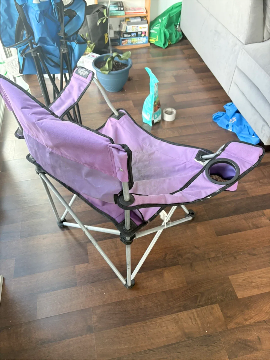 Moving out sale !Ozark Trail & Unbranded Folding Camp Chairs image indicator(3)