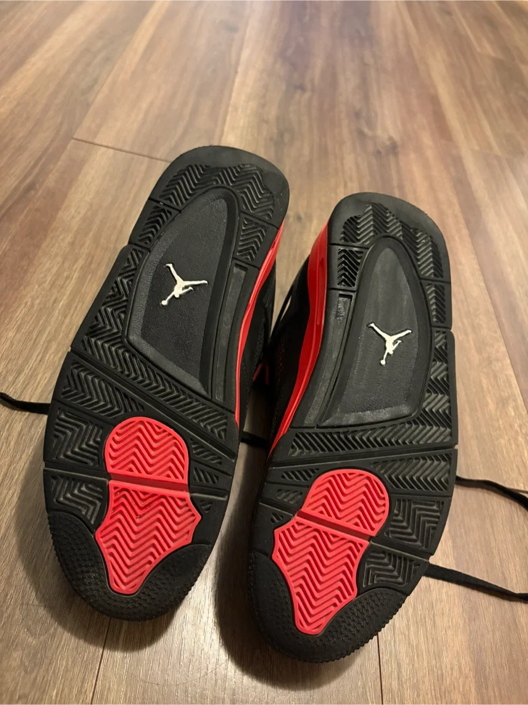 Air Jordan 4 Red Thunders image indicator(3)