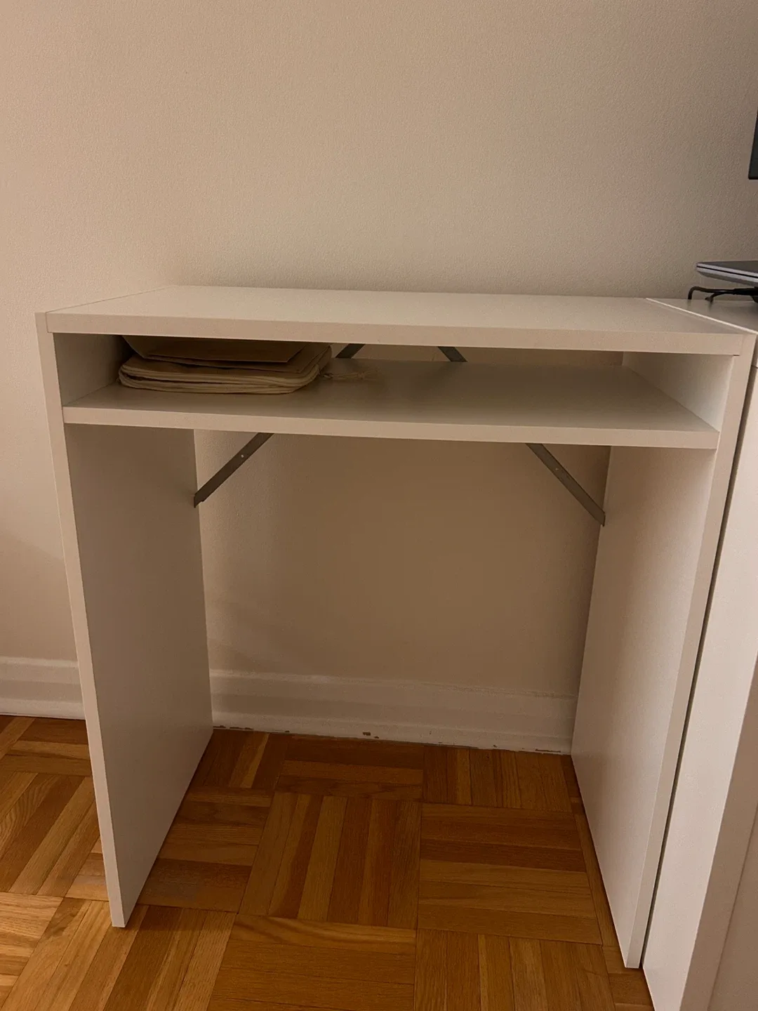 White Desk