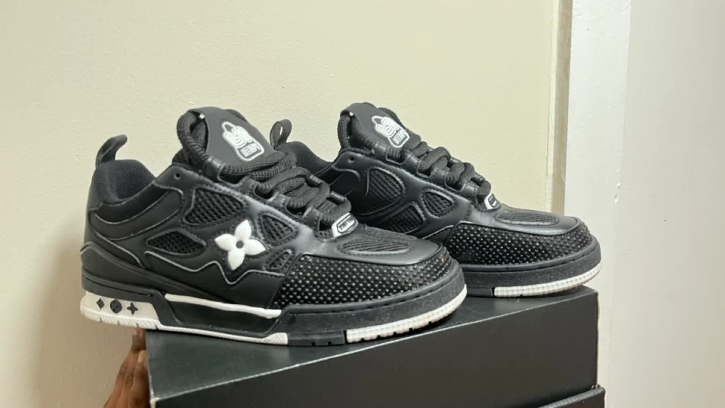 Louis Vuitton Black Skate Sneakers Size 8