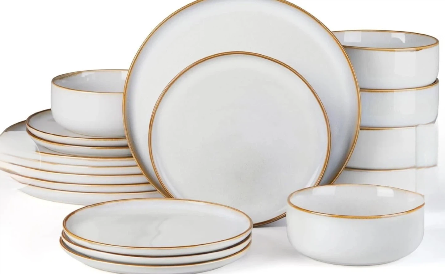 New White Stoneware Dinnerware Set (18-Piece)