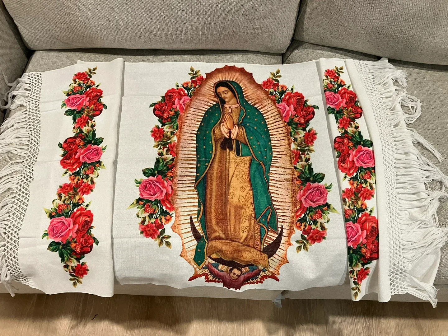 Floral Virgin Mary Shawl image indicator(2)