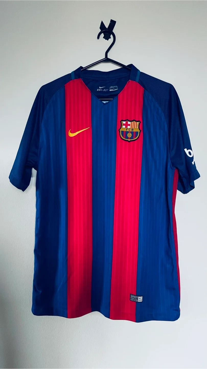 Nike FC Barcelona jersey - Size XL