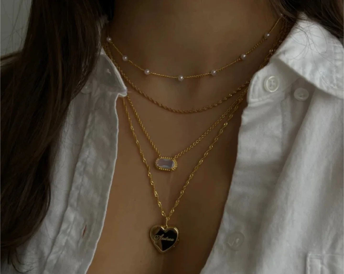 Gold twisted Necklaces image indicator(4)