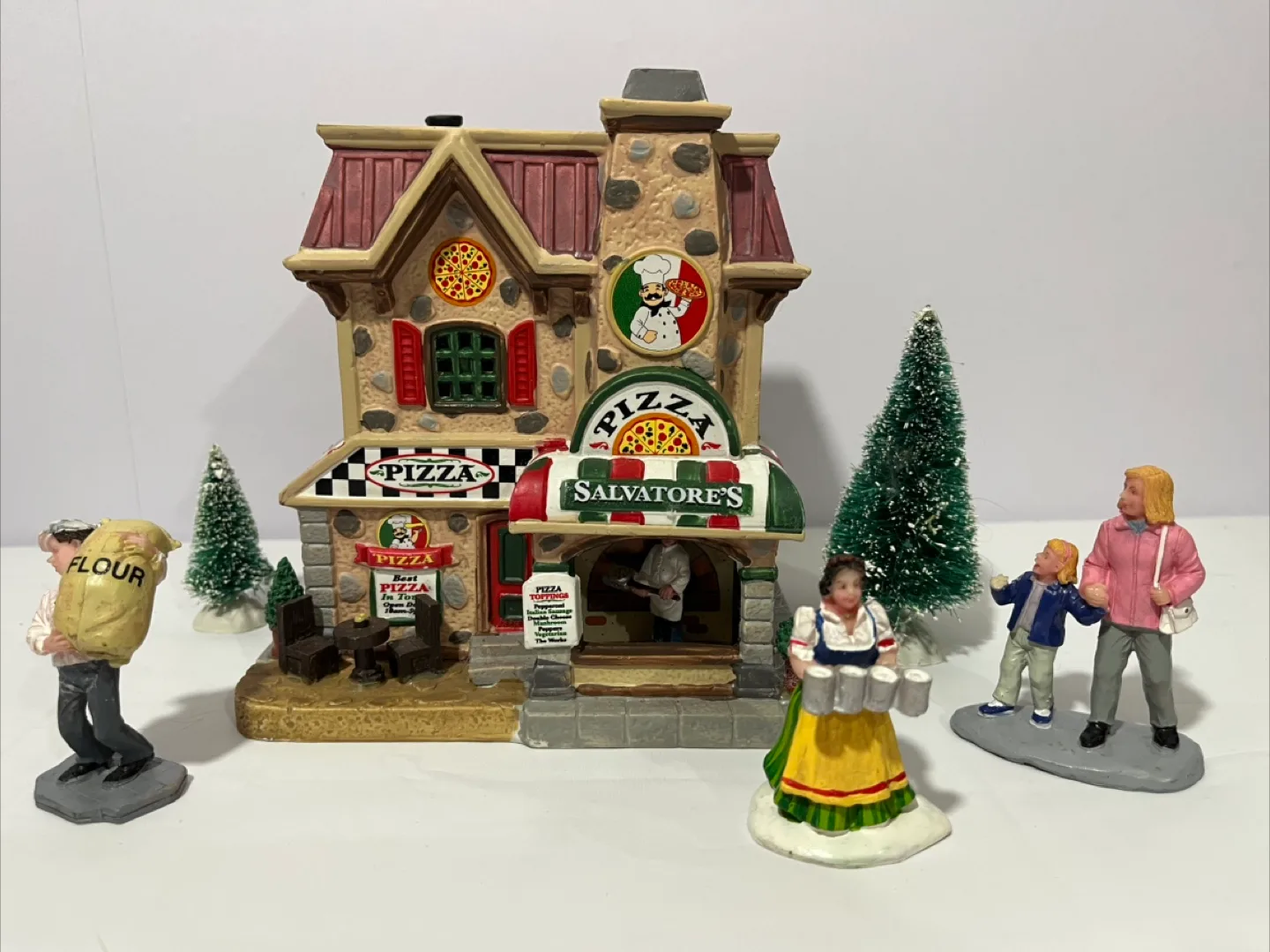 Lemax Salvatore's Pizza Village Collection image indicator(2)