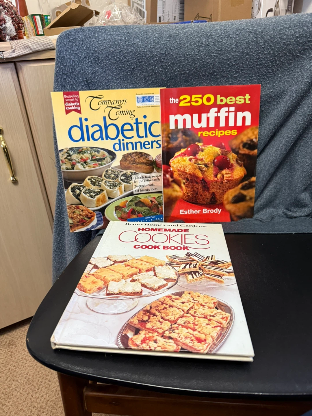 Company's Coming Diabetic Dinners & Cookbook Bundle - photo 2