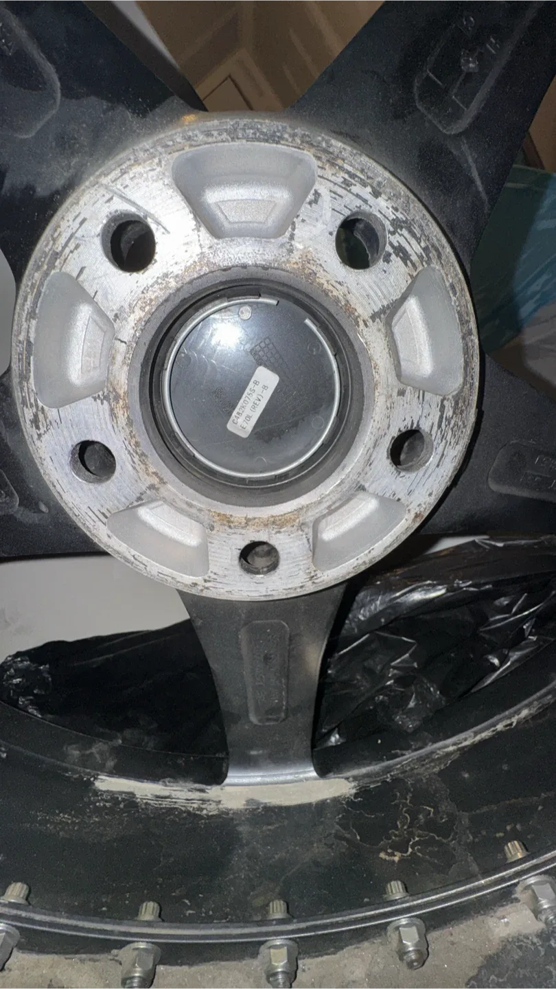 Used Tire and Rim image indicator(3)