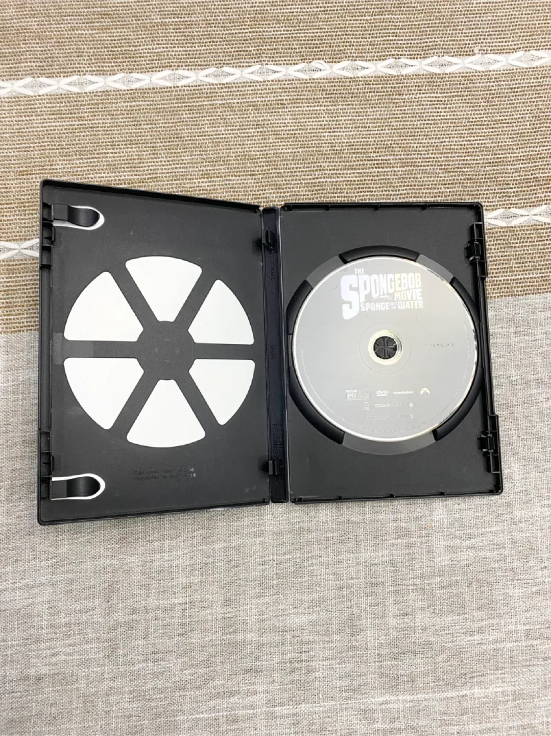 The Spongebob Movie: Sponge Out of Water DVD image indicator(2)